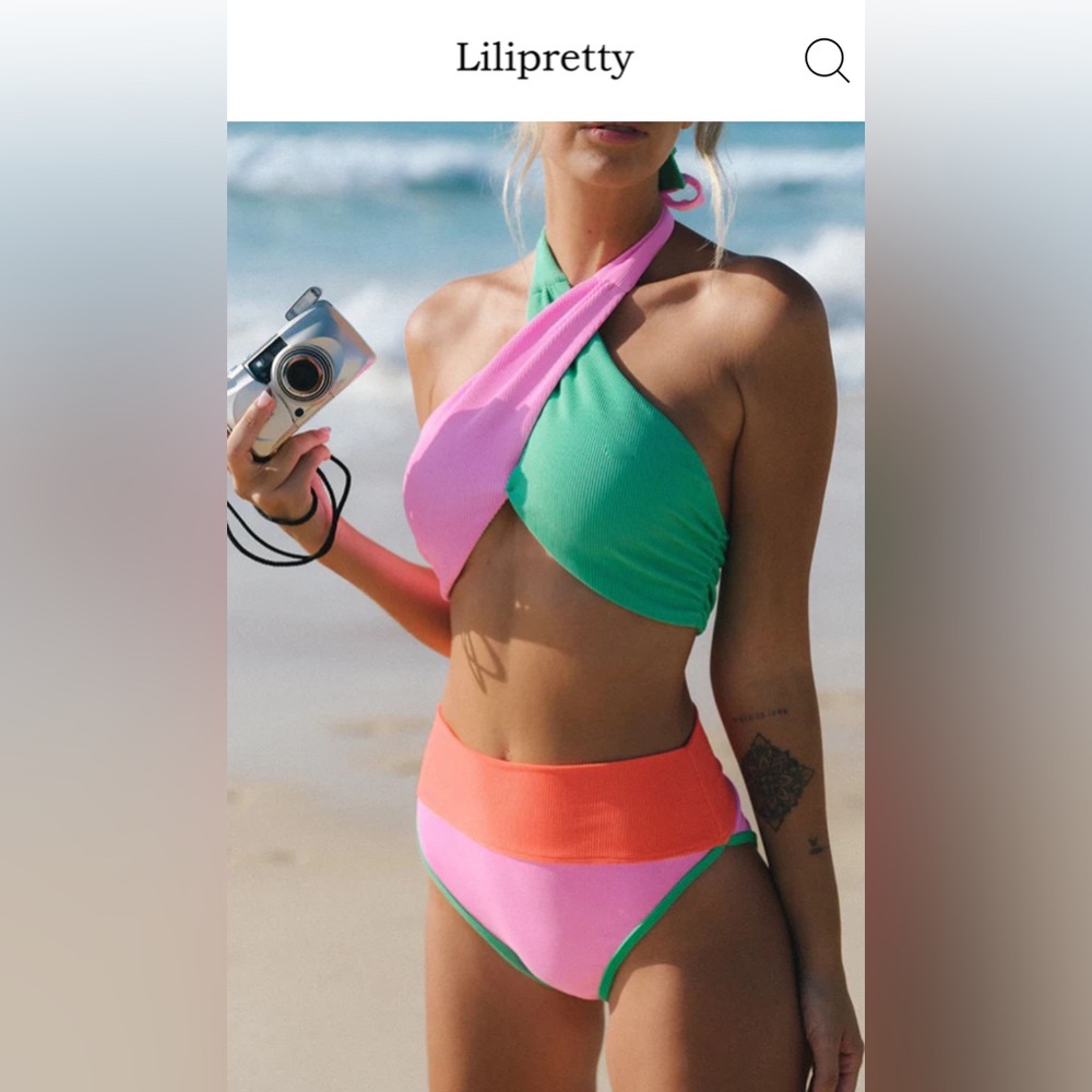 Lilipretty Ribbed Color Block Cross Halter Neck High Rise Bikini Swimsuit